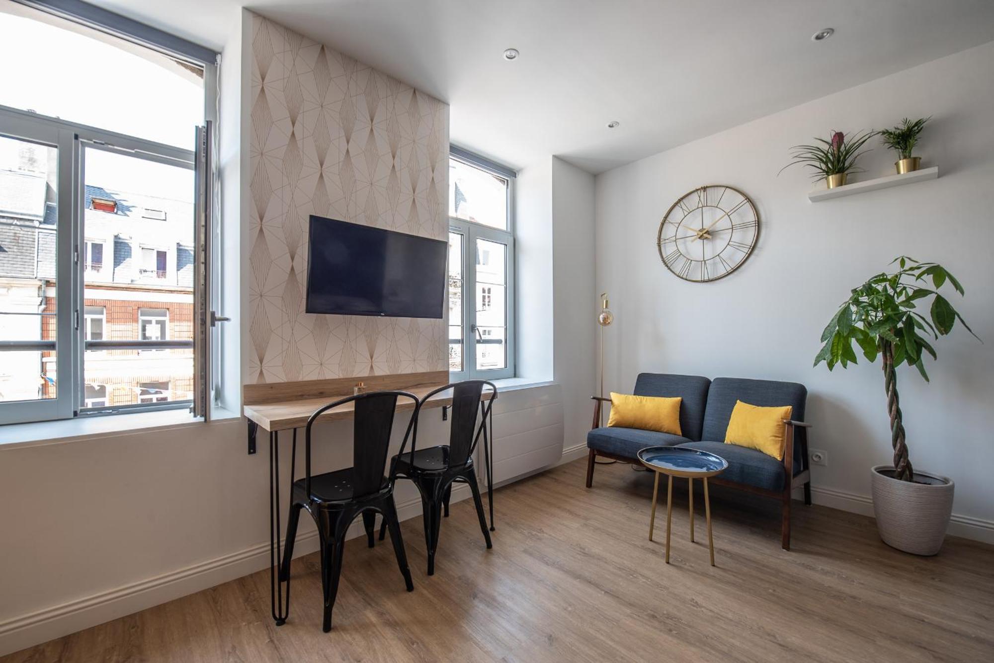 Au Nouveau Boulonnais - 4 Appartements Charmants Pour Couples, Familles Et Groupe D'Amis, Vieille Ville Et Centre Ville De Boulogne Sur Mer Экстерьер фото