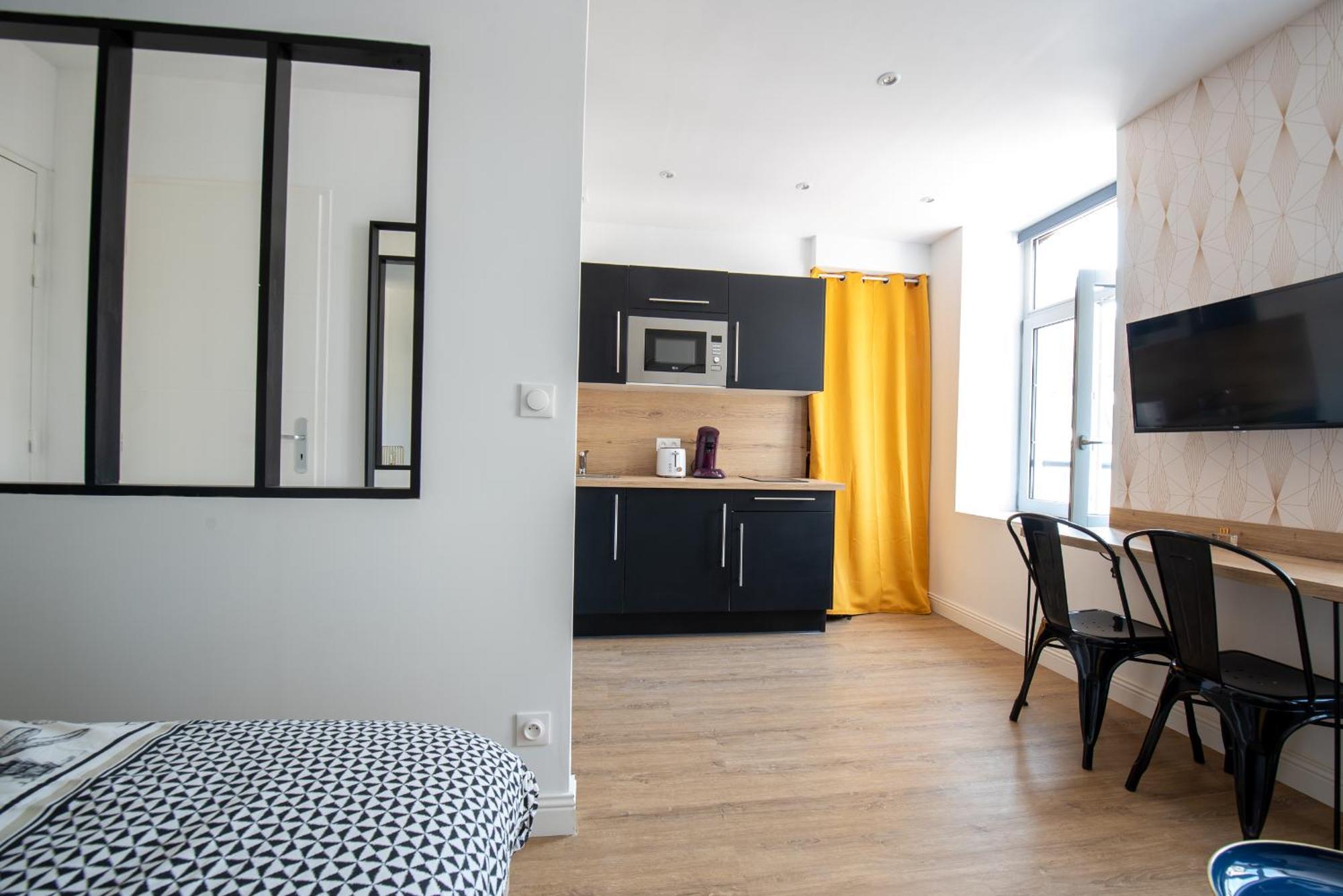 Au Nouveau Boulonnais - 4 Appartements Charmants Pour Couples, Familles Et Groupe D'Amis, Vieille Ville Et Centre Ville De Boulogne Sur Mer Экстерьер фото